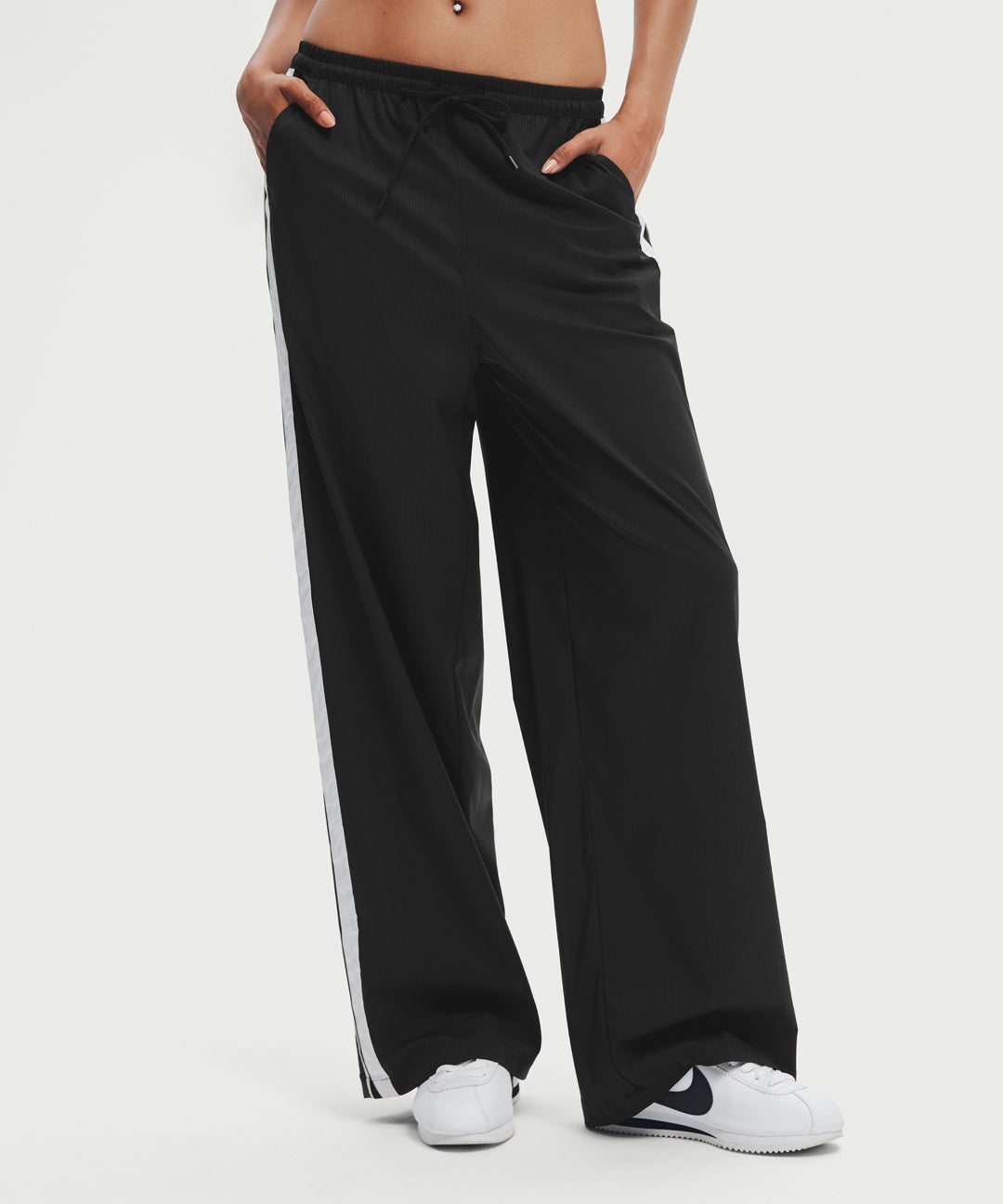 Side-Stripe Wide Leg Pant 30.5''