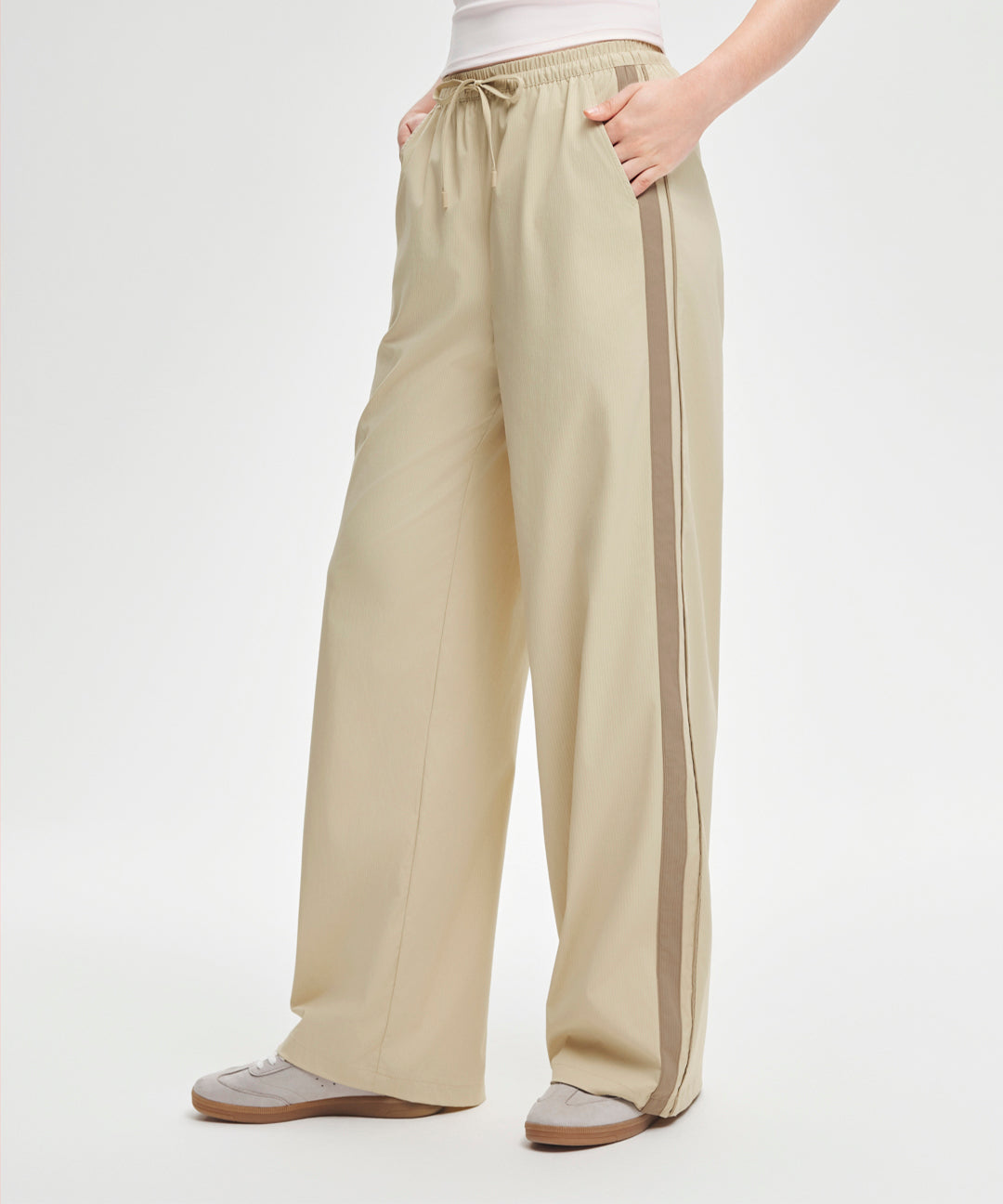 Side-Stripe Wide Leg Pant 30.5''