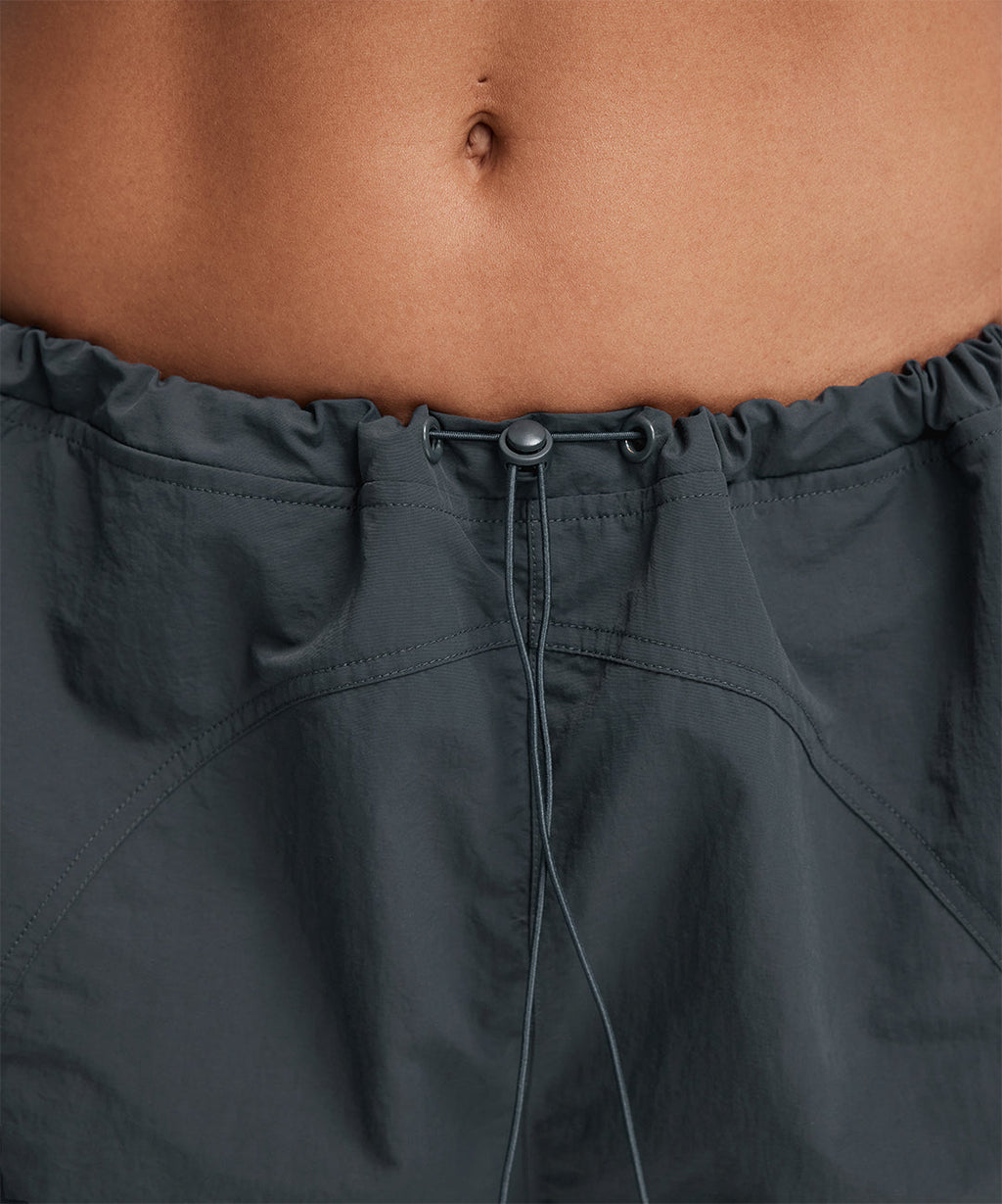 Utility Wide-Leg Drawstring Pant 31‘’