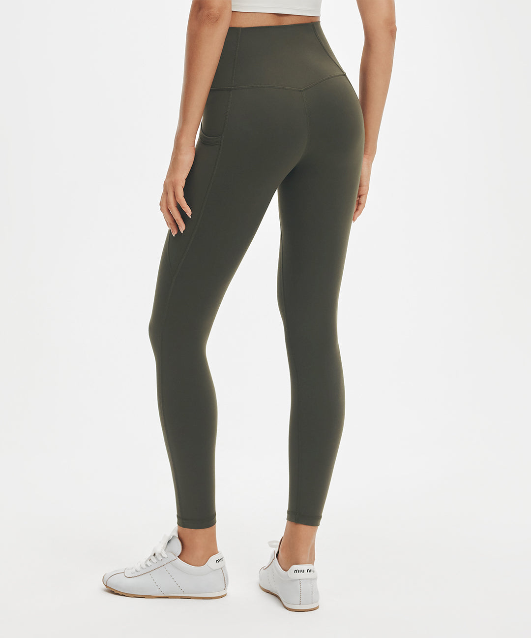 BoldFour™ No Front Seam Legging with Pockets 25''