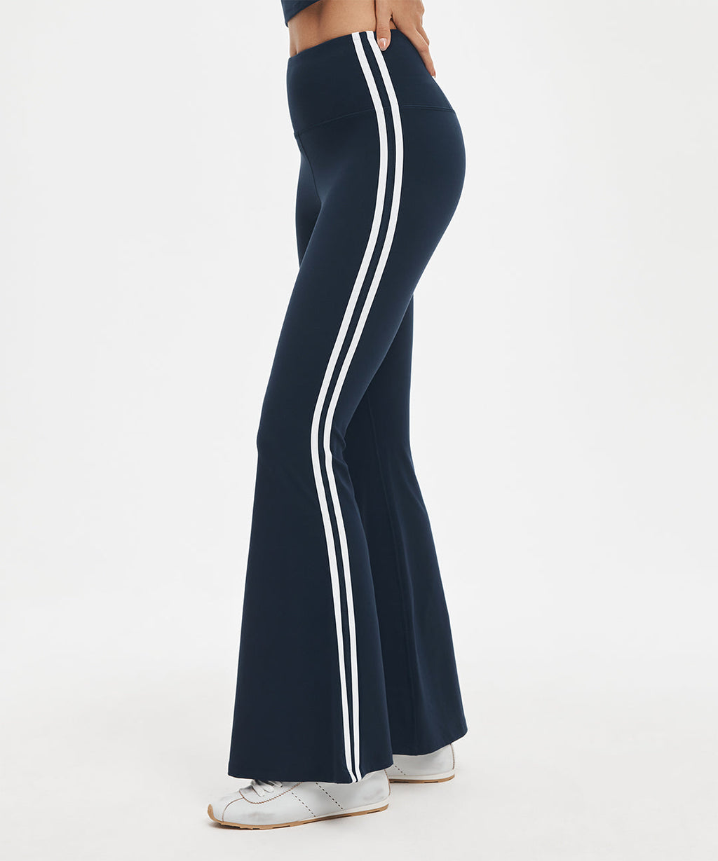 BoldFour™ Double-Trim Flared Legging 31.5''
