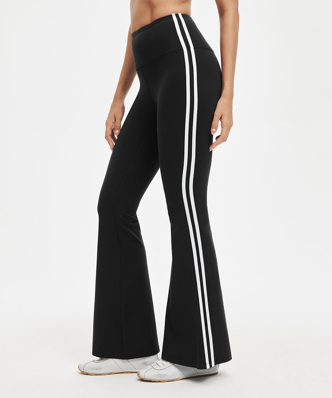 BoldFour™ Double-Trim Flared Legging 31.5''