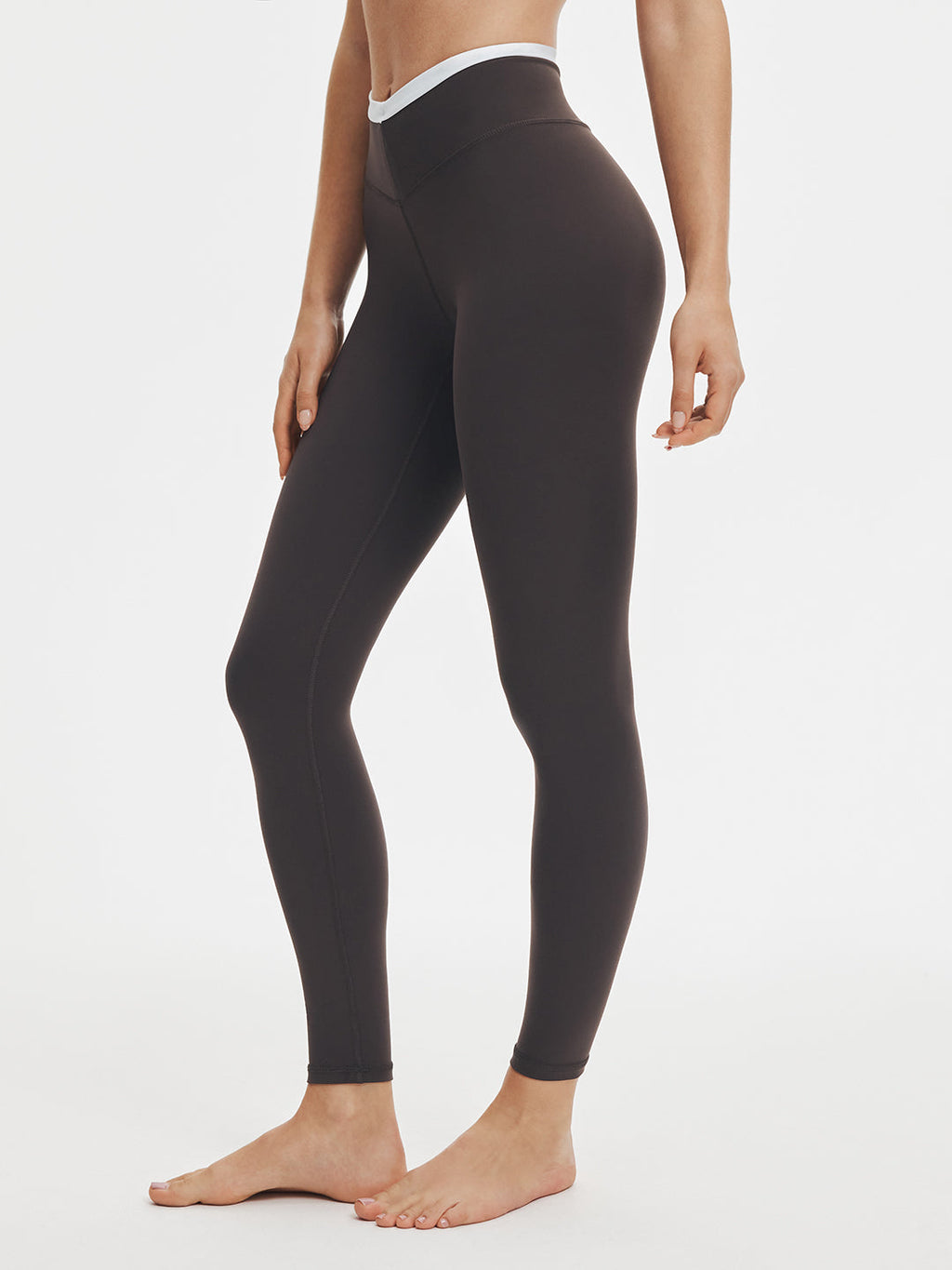 BoldFour™ Contrast V-Waist Legging 25''