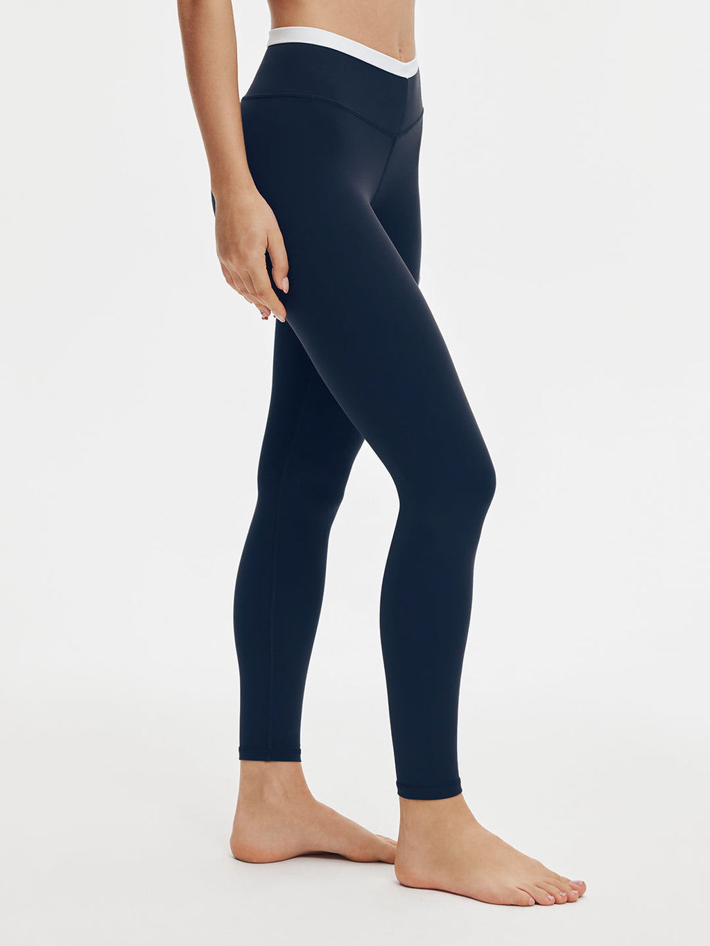 BoldFour™ Contrast V-Waist Legging 25''