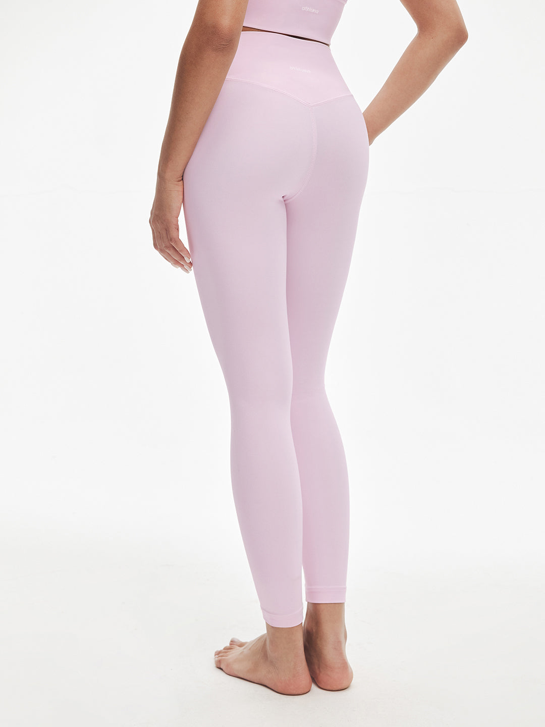 BoldFour™ V-Waist Ruched Legging 25''
